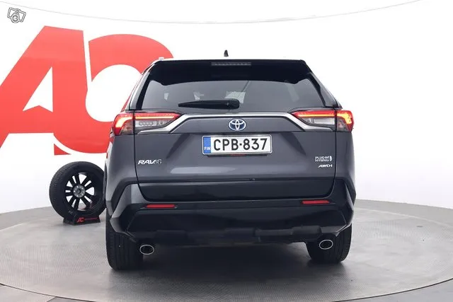 Toyota RAV4 Hybrid 2,5 AWD-i Style - JBL / SÄHKÖPENKKI / NAHAT / CARPLAY / HUIPPUVARUSTEET Image 4